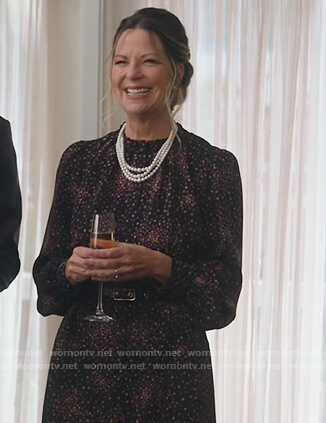 Lucy Cooper’s black dotted shirtdress on Single Parents