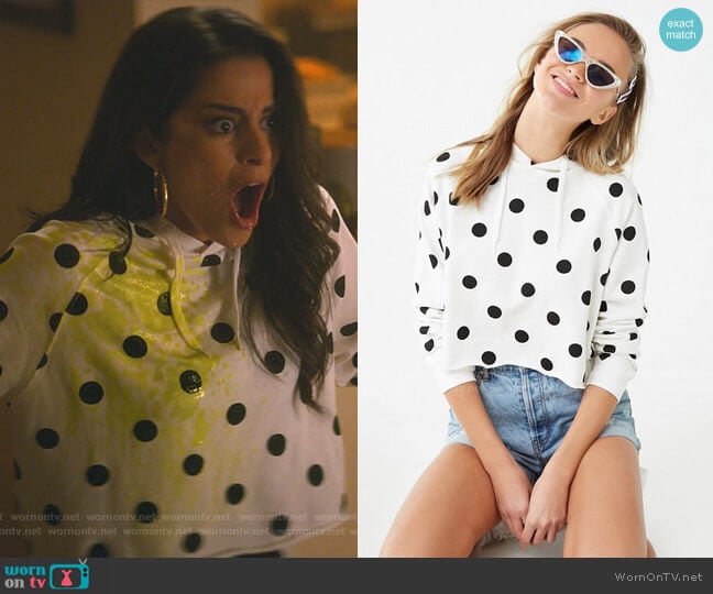 Forever 21 Polka Dot Pullover worn by Delilah Alves (Carmela Zumbado) on You