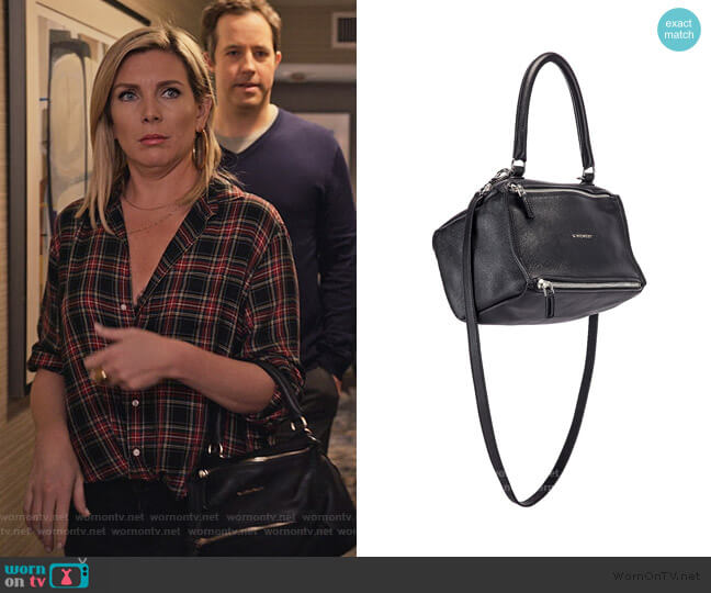 Givenchy Pandora Bag worn by Brianna (June Raphael) on Grace and Frankie