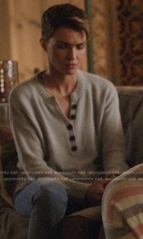 Kate’s grey henley sweater on Legends of Tomorrow