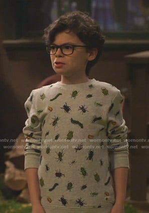 Matteo’s grey bug print sweatshirt on Bunkd