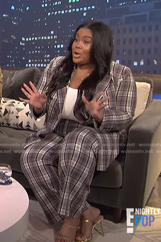 Nina’s plaid suit on E! News Nightly Pop