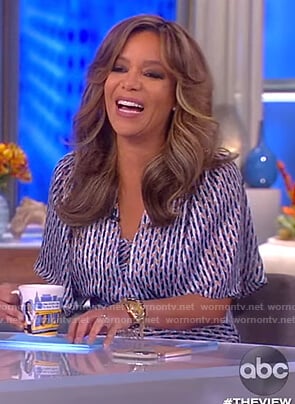 Sunny’s metallic print dress on The View