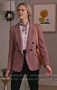 Mallory’s houndstooth blazer and pink striped tee on Grace and Frankie