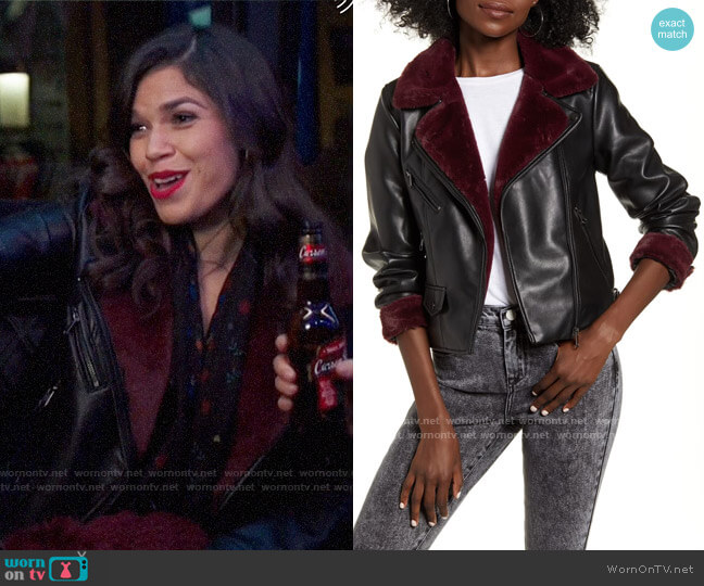 Vero Moda Falleaonie Faux Leather Moto Jacket with Faux Fur Trim worn by Amy (America Ferrera) on Superstore
