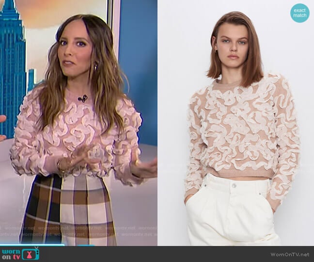 Zara Sweater with Contrasting Trim worn by Lilliana Vazquez on E! News