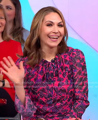 Lori’s pink printed tie neck dress on Good Morning America