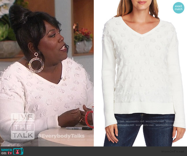Vince Camuto Floating Fringe Dot V-Neck Sweater worn by Sheryl Underwood on The Talk