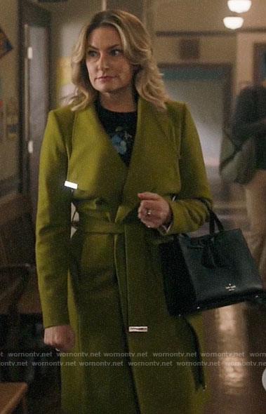 Alice’s green coat on Riverdale