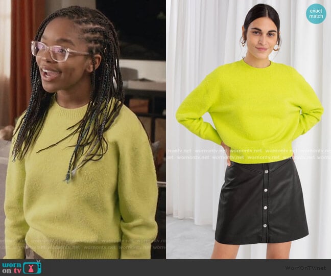 & Other Stories Textured Knit Relaxed Sweater worn by Diane Johnson (Marsai Martin) on Black-ish
