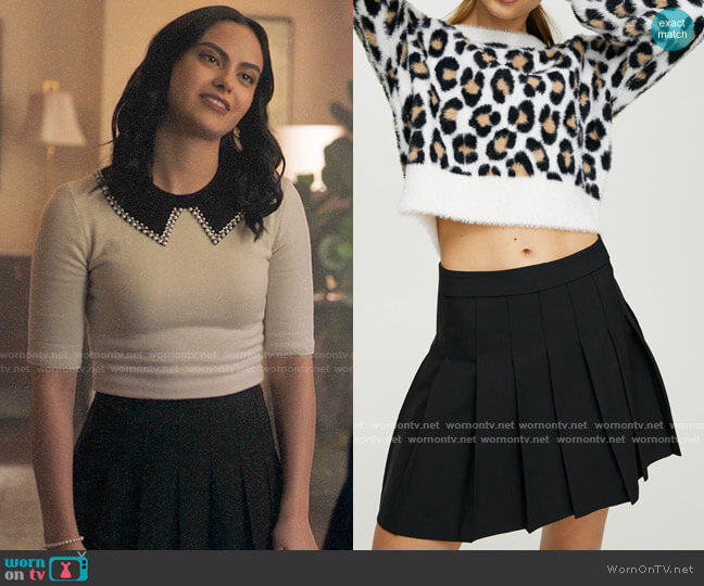Sunday Best Olive Skirt in Black worn by Veronica Lodge (Camila Mendes) on Riverdale