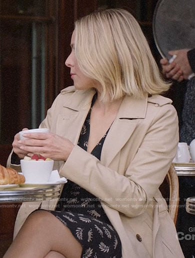 Eleanor’s black printed dress on The Good Place