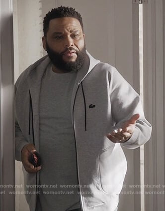 Andre’s gray lacoste hooded sweatshirt on Black-ish