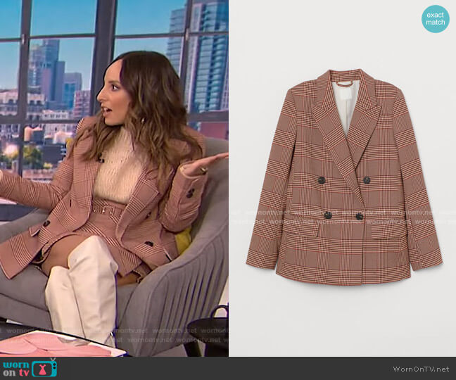 H&M Plaid Blazer worn by Lilliana Vazquez on E! News
