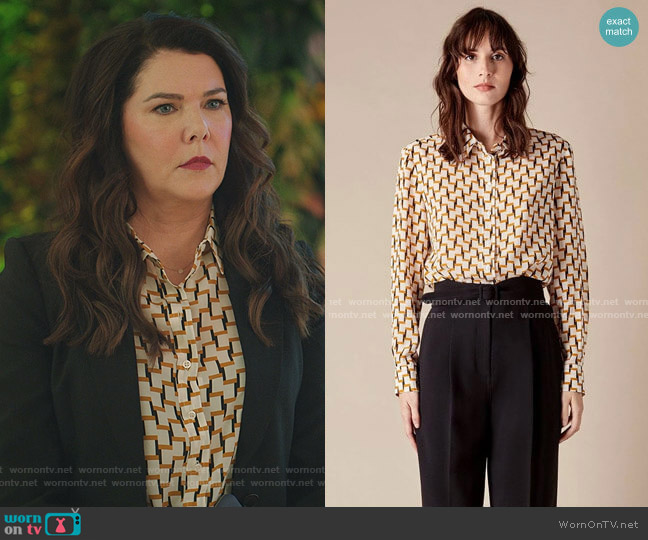 Judith & Charles Lipari Blouse worn by Joan (Lauren Graham) on Zoeys Extraordinary Playlist
