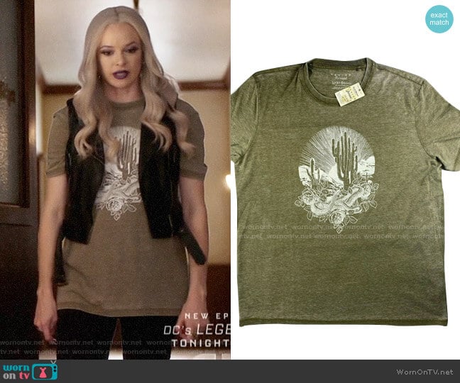 Lucky Brand Mens Desert T-shirt worn by Caitlin Snow (Danielle Panabaker) on The Flash