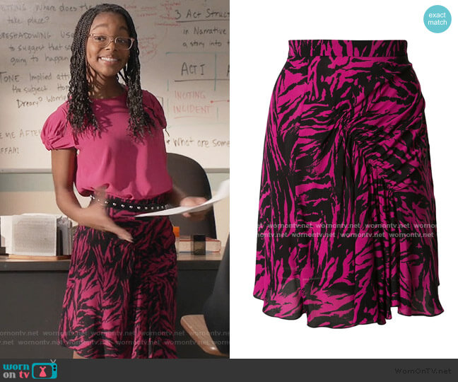 Nº21 Animal Print Mini Skirt worn by Diane Johnson (Marsai Martin) on Black-ish