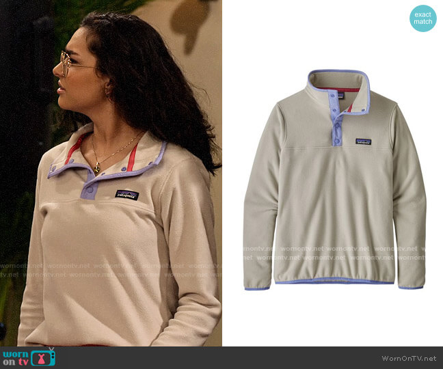 Patagonia Micro-D Snap-T Fleece Pullover worn by Ashley Garcia (Paulina Chávez) on The Expanding Universe of Ashley Garcia