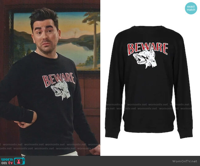 Soulland Beware Sweatshirt worn by David Rose (Daniel Levy) on Schitts Creek