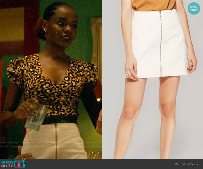 Wild Fable Zip Front Cord Mini Skirt worn by Josie McCoy (Ashleigh Murray) on Katy Keene