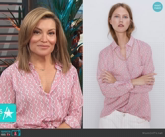 Zara Chain Print Shirt worn by Kit Hoover on Access Hollywood