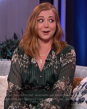 Alison Hannigan’s green floral pleated dress on The Kelly Clarkson Show