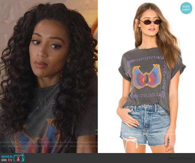 DayDreamer Journey Beetle Fly Boyfriend Tee worn by Olivia Baker (Samantha Logan) on All American