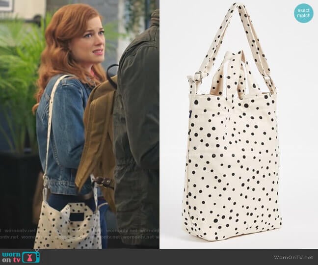 Baggu Duck Bag worn by Zoey Clarke (Jane Levy) on Zoeys Extraordinary Playlist
