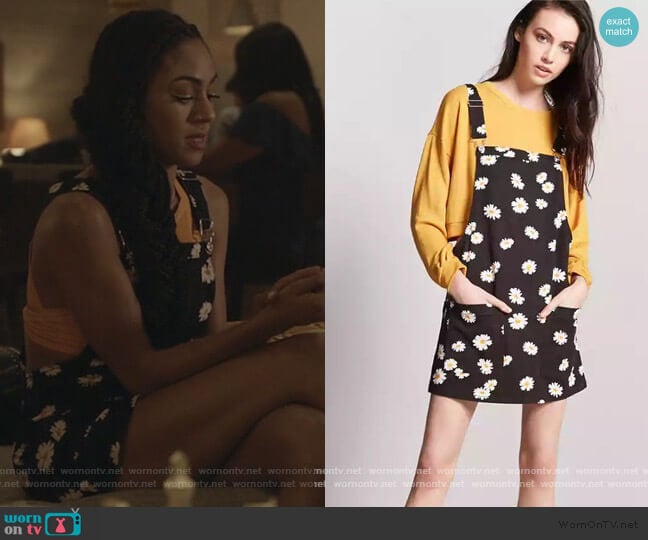 Forever 21 Floral Dungare Dress worn by Patience (Chelsea Tavares) on All American