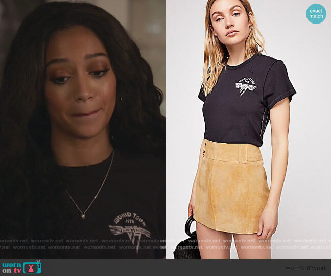 Trunk Tour Tee worn by Olivia Baker (Samantha Logan) on All American