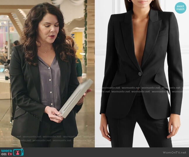 Alexander McQueen Grain de Poudre Wool Blazer worn by Joan (Lauren Graham) on Zoeys Extraordinary Playlist