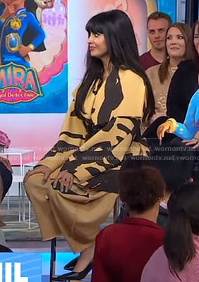 Jameela Jamil’s yellow abstract print jacket on Good Morning America