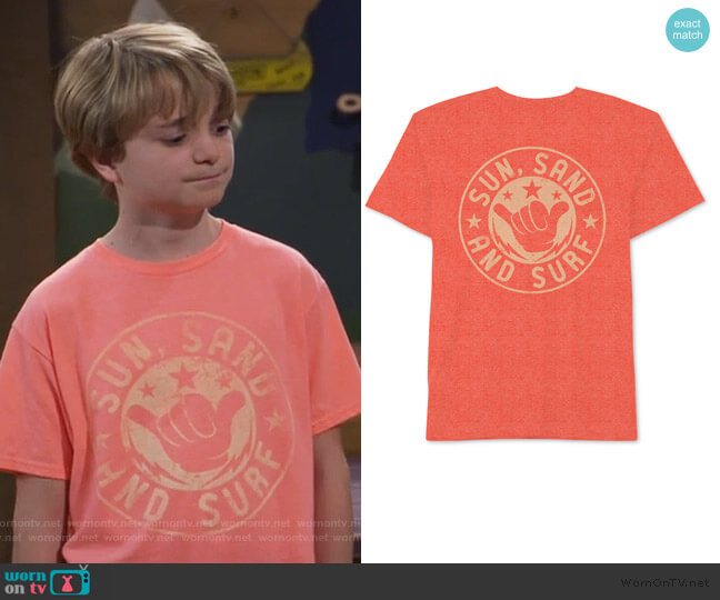 Jem Big Boys Sun Sand Surf T-Shirt worn by Finn Sawyer (Will Buie Jr) on Bunkd