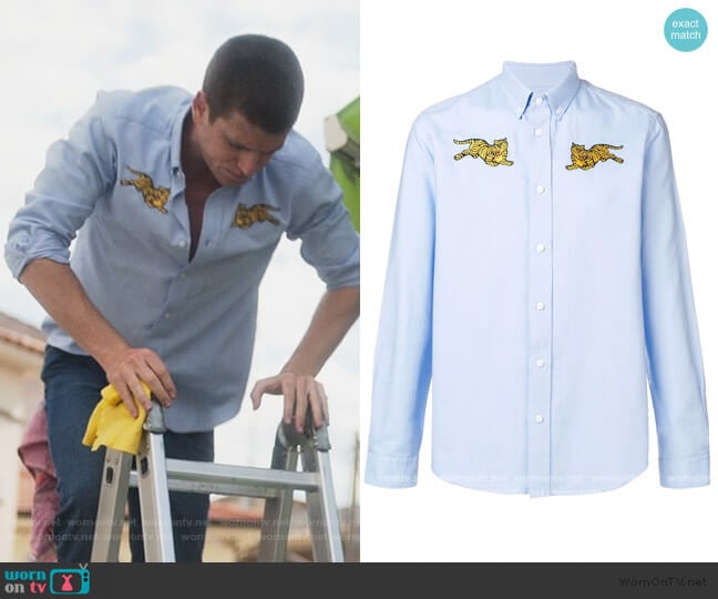 Kenzo Jumping Tiger button-down shirt worn by Guzman (Miguel Bernardeau) on Elite