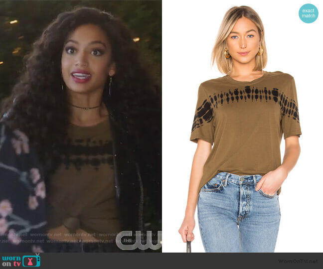 Raquel Allegra Boyfriend Tee worn by Olivia Baker (Samantha Logan) on All American