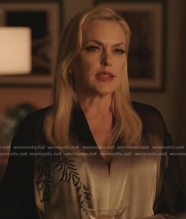 Alexis’s embroidered robe on Dynasty