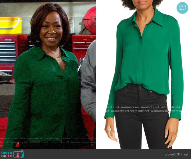 Alice + Olivia Rana Blouse in Basil worn by Tina Butler (Tichina Arnold) on The Neighborhood