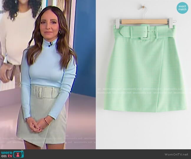 & Other Stories Belted Tailored Overlap Mini Skirt worn by Lilliana Vazquez on E! News
