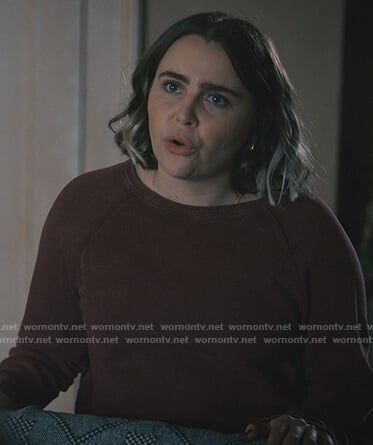 Annie’s maroon sweatshirt on Good Girls