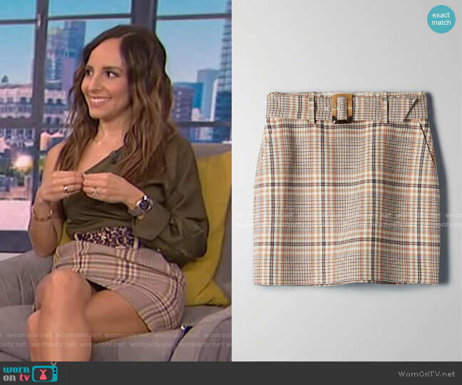 Babaton Erickson Skirt worn by Lilliana Vazquez on E! News