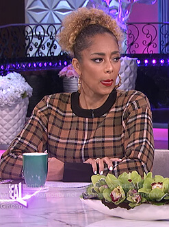 Amanda’s plaid sweater and skirt on The Real