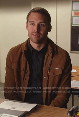 Eddie Diaz’s camel suede zip jacket on 9-1-1