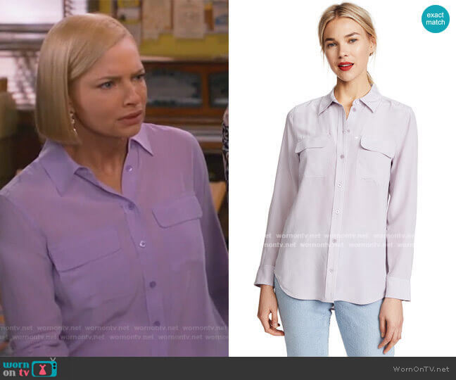 Equipment Slim Signature Silk Blouse worn by Jill Kendall (Jaime Pressly) on Mom