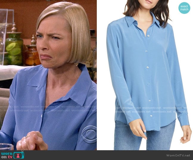 Equipment Essential Silk Button-Up Shirt in Riverside worn by Jill Kendall (Jaime Pressly) on Mom