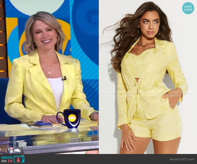 Guess Femme Floral Blazer worn by Amy Robach on Good Morning America