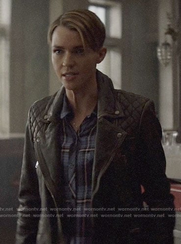 Kate’s blue plaid shirt and leather jacket on Batwoman