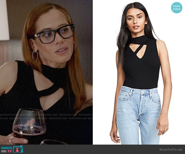 LNA Thea Rib Top worn by Amanda Doherty (Victoria Cartagena) on Almost Family
