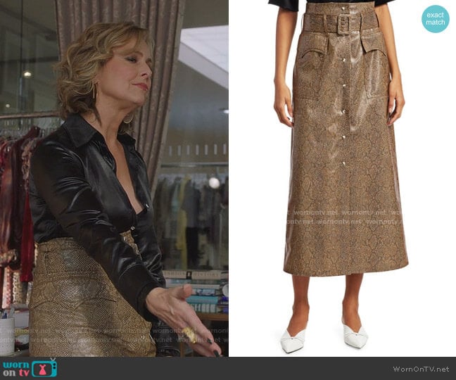 Nanushka Aarohi Snake Vinyl Midi Skirt worn by Jacqueline (Melora Hardin) on The Bold Type