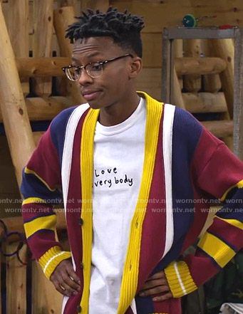 Noah’s white Love Everybody tee on Bunkd