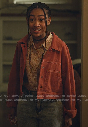 Pearl’s rust jacket on Little Fires Everywhere